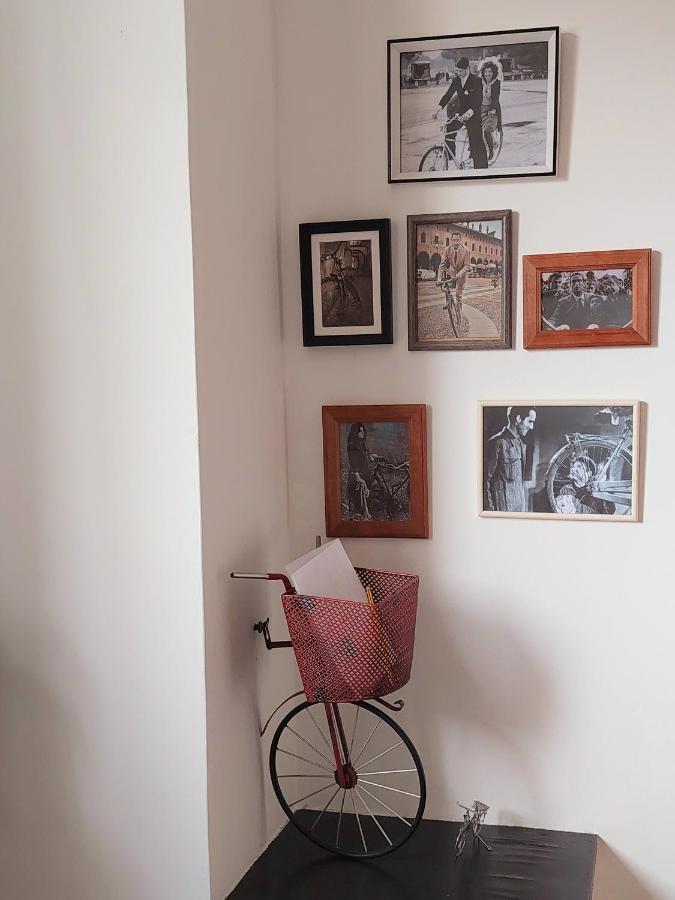 Trastevere In Bike - Con Wi-Fi E Ac Řím Exteriér fotografie