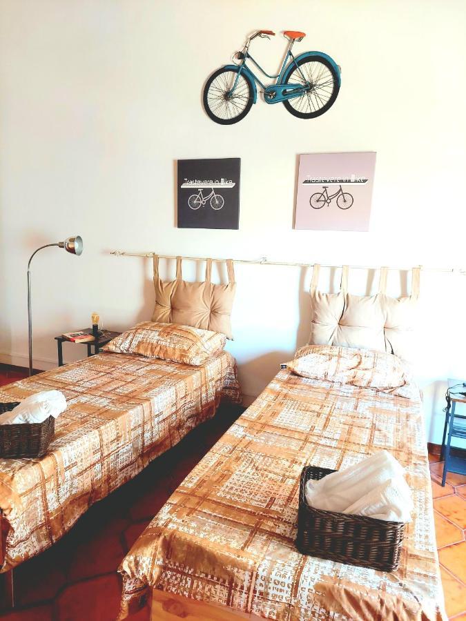 Trastevere In Bike - Con Wi-Fi E Ac Řím Exteriér fotografie