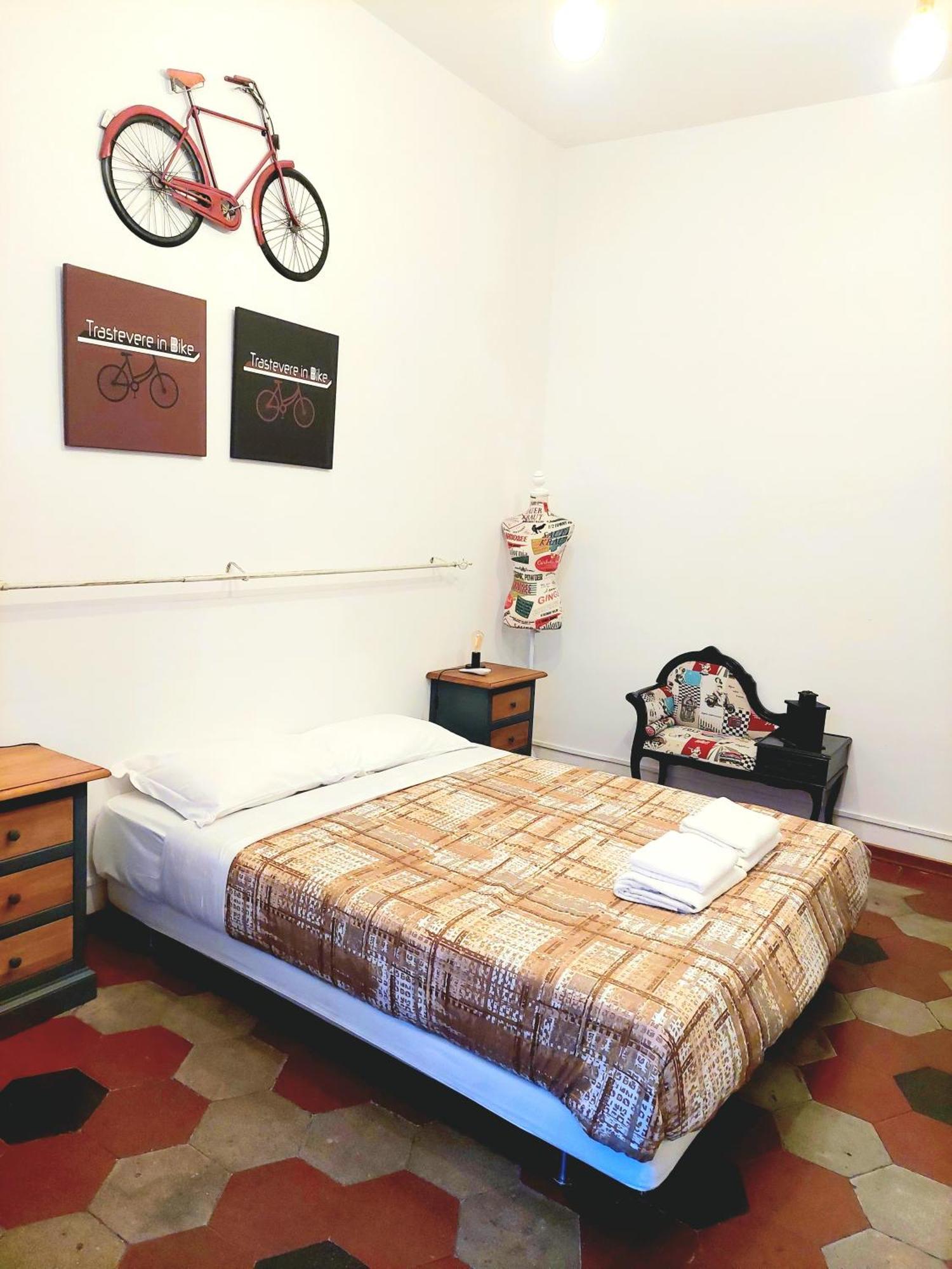Trastevere In Bike - Con Wi-Fi E Ac Řím Exteriér fotografie